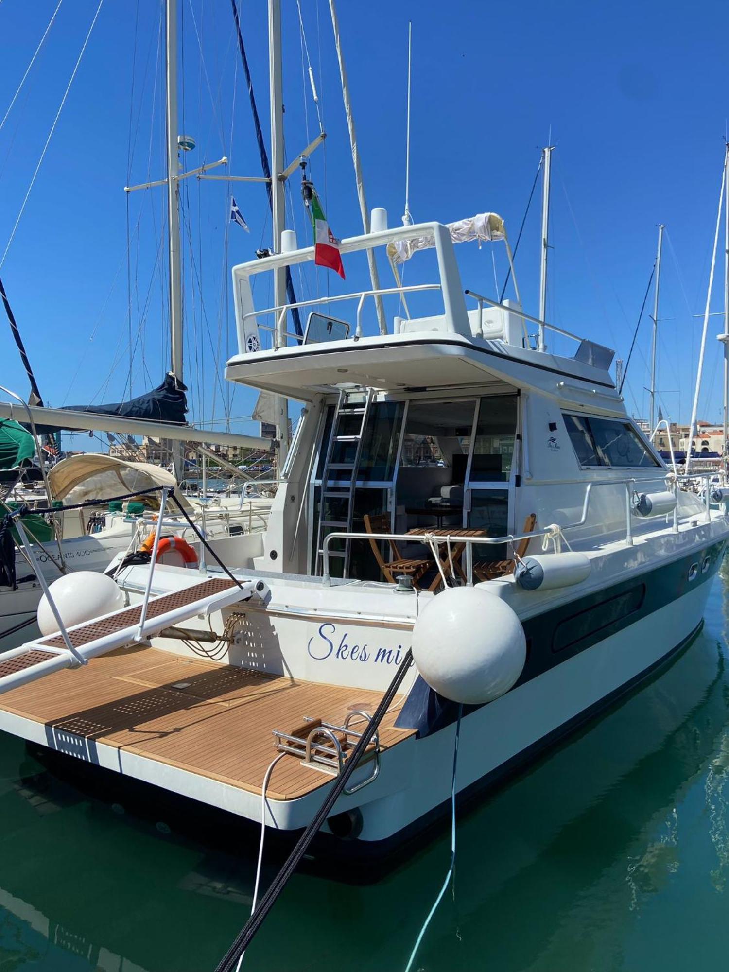 She'S Mine Yacht Otel Katanya Dış mekan fotoğraf