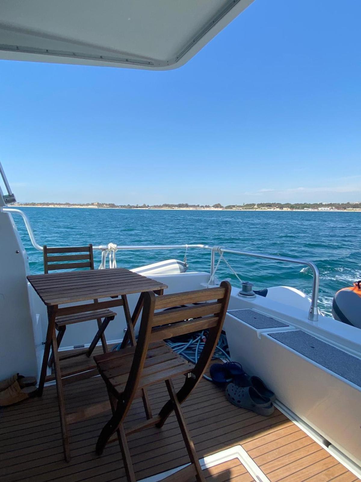 She'S Mine Yacht Otel Katanya Dış mekan fotoğraf